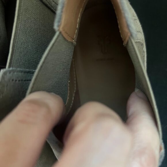 Frye Tan Chelsea Suede Boot Slip On Ankle Bootie Size 7 - Picture 9 of 14